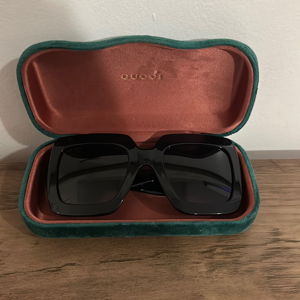 Gucci sunglasses